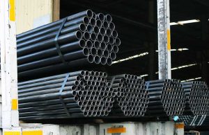 5 Key Differences Between Carbon Steel And Stainless Steel Pipes